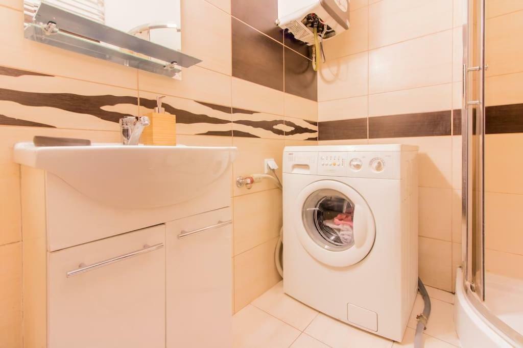 Big&Bright- Golden Apartments- Old Town Krakow Ngoại thất bức ảnh
