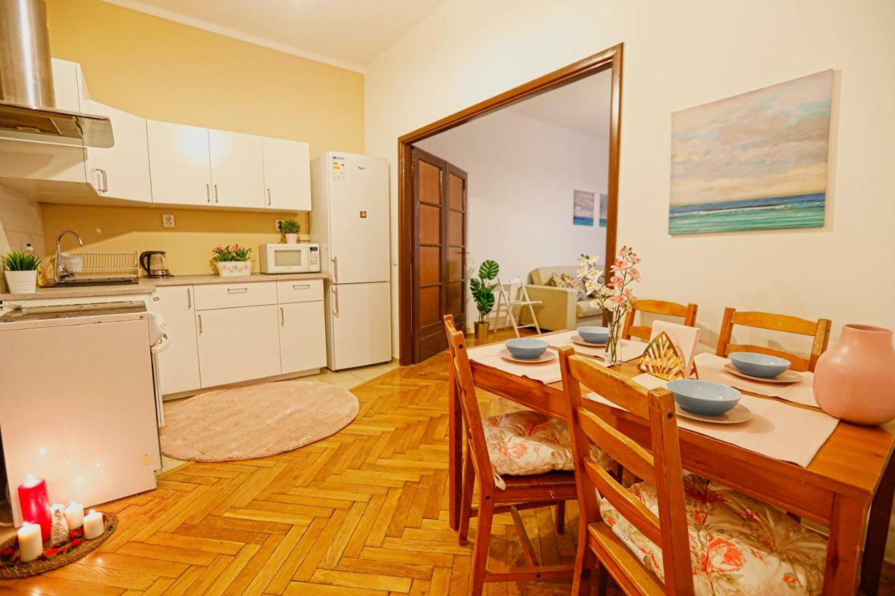 Big&Bright- Golden Apartments- Old Town Krakow Ngoại thất bức ảnh