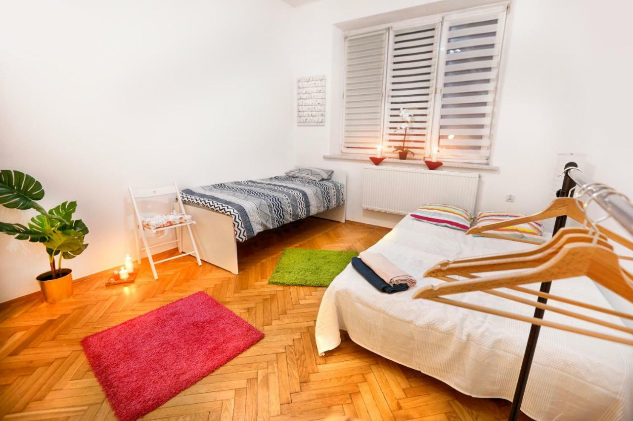 Big&Bright- Golden Apartments- Old Town Krakow Ngoại thất bức ảnh